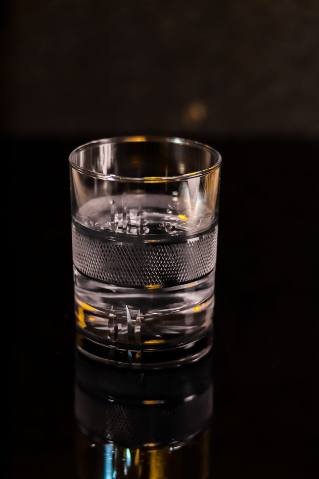 Round Net Design Whiskey Glasses 1