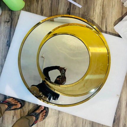 Sabine Gold Stainless Steel Round Moder Mirror